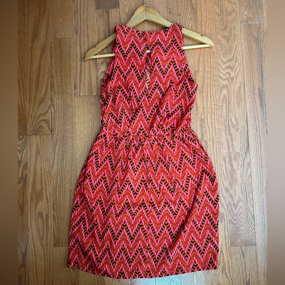 Jack Patterned Red Dress - Picture 3 of 7